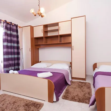 Ana 1 Lejlighed Makarska