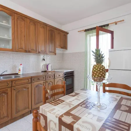 Ana 1 Apartmán *