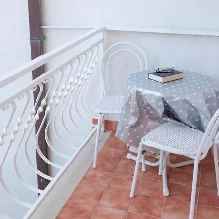 Ana 1 Apartmán
