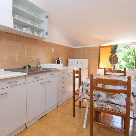 Ana 1 Apartmán